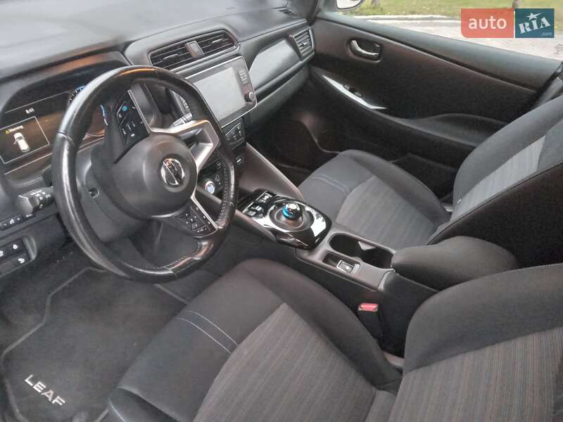 Хетчбек Nissan Leaf 2020 в Боярці