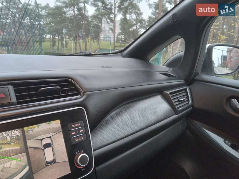 Хетчбек Nissan Leaf 2020 в Боярці