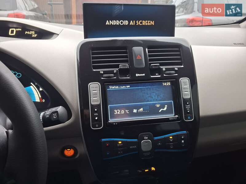 Хэтчбек Nissan Leaf 2013 в Каменец-Подольском