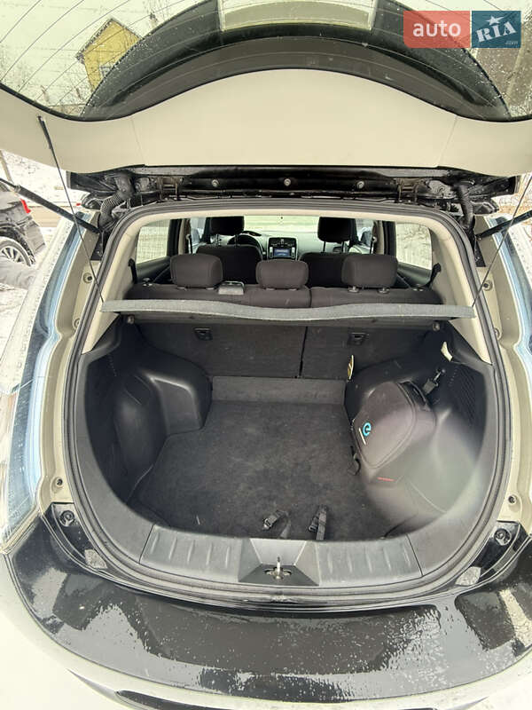 Хетчбек Nissan Leaf 2014 в Вінниці фото 7 Хетчбек Nissan Leaf 2014 в Вінниці