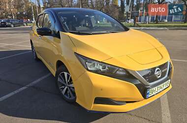 Хетчбек Nissan Leaf 2019 в Одесі