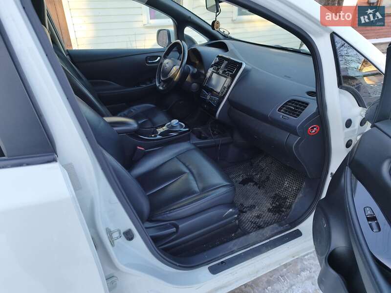Хэтчбек Nissan Leaf 2013 в Чернигове фото 12 Хэтчбек Nissan Leaf 2013 в Чернигове