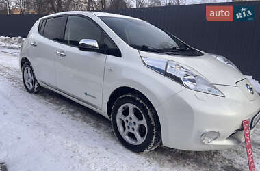 Хетчбек Nissan Leaf 2014 в Житомирі