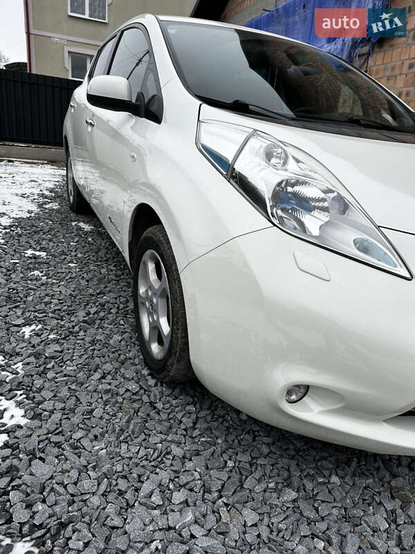 Хэтчбек Nissan Leaf 2014 в Трускавце