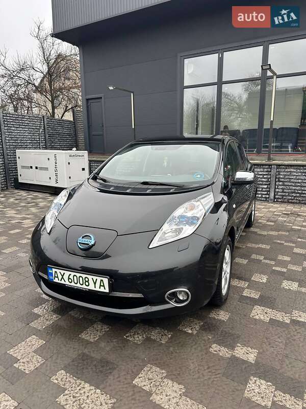 Хэтчбек Nissan Leaf 2014 в Харькове