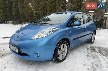 Хэтчбек Nissan Leaf 2011 в Львове