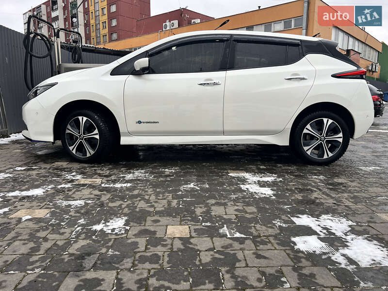 Хэтчбек Nissan Leaf 2019 в Ужгороде фото 3 Хэтчбек Nissan Leaf 2019 в Ужгороде
