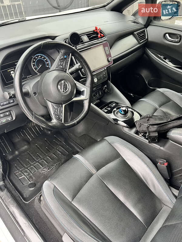Хэтчбек Nissan Leaf 2019 в Ужгороде фото 7 Хэтчбек Nissan Leaf 2019 в Ужгороде