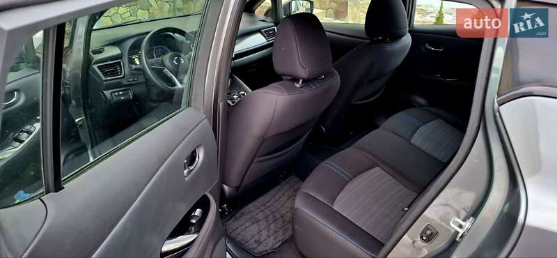 Хетчбек Nissan Leaf 2018 в Івано-Франківську