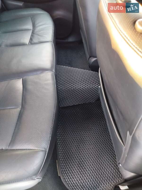 Хэтчбек Nissan Leaf 2013 в Житомире