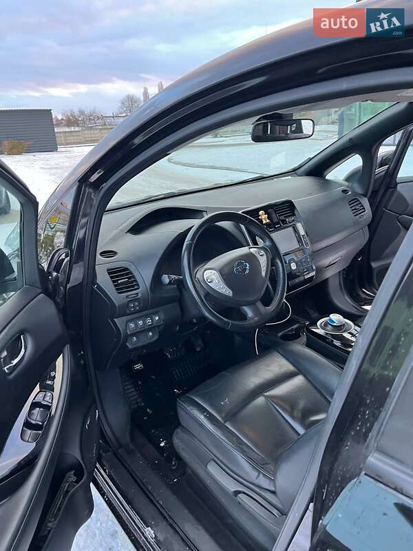 Хэтчбек Nissan Leaf 2017 в Луцке