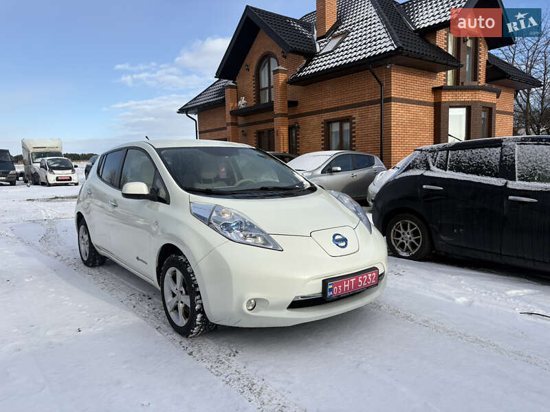Хэтчбек Nissan Leaf 2012 в Луцке