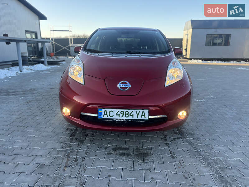 Хэтчбек Nissan Leaf 2014 в Владимире