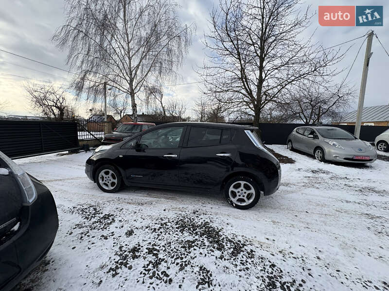 Хетчбек Nissan Leaf 2014 в Луцьку