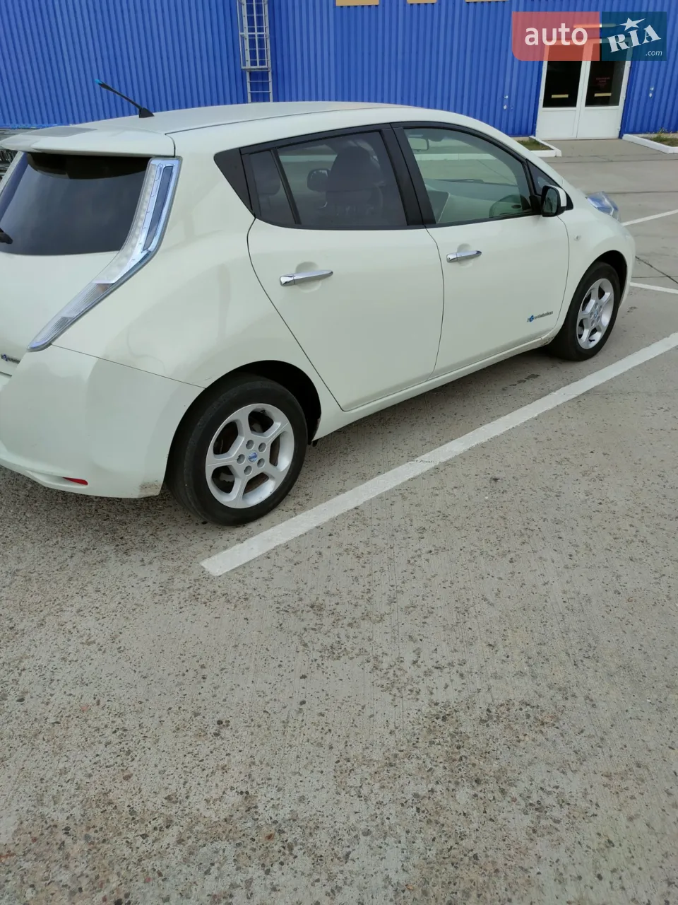 2011 Nissan Leaf - мініатюра 10