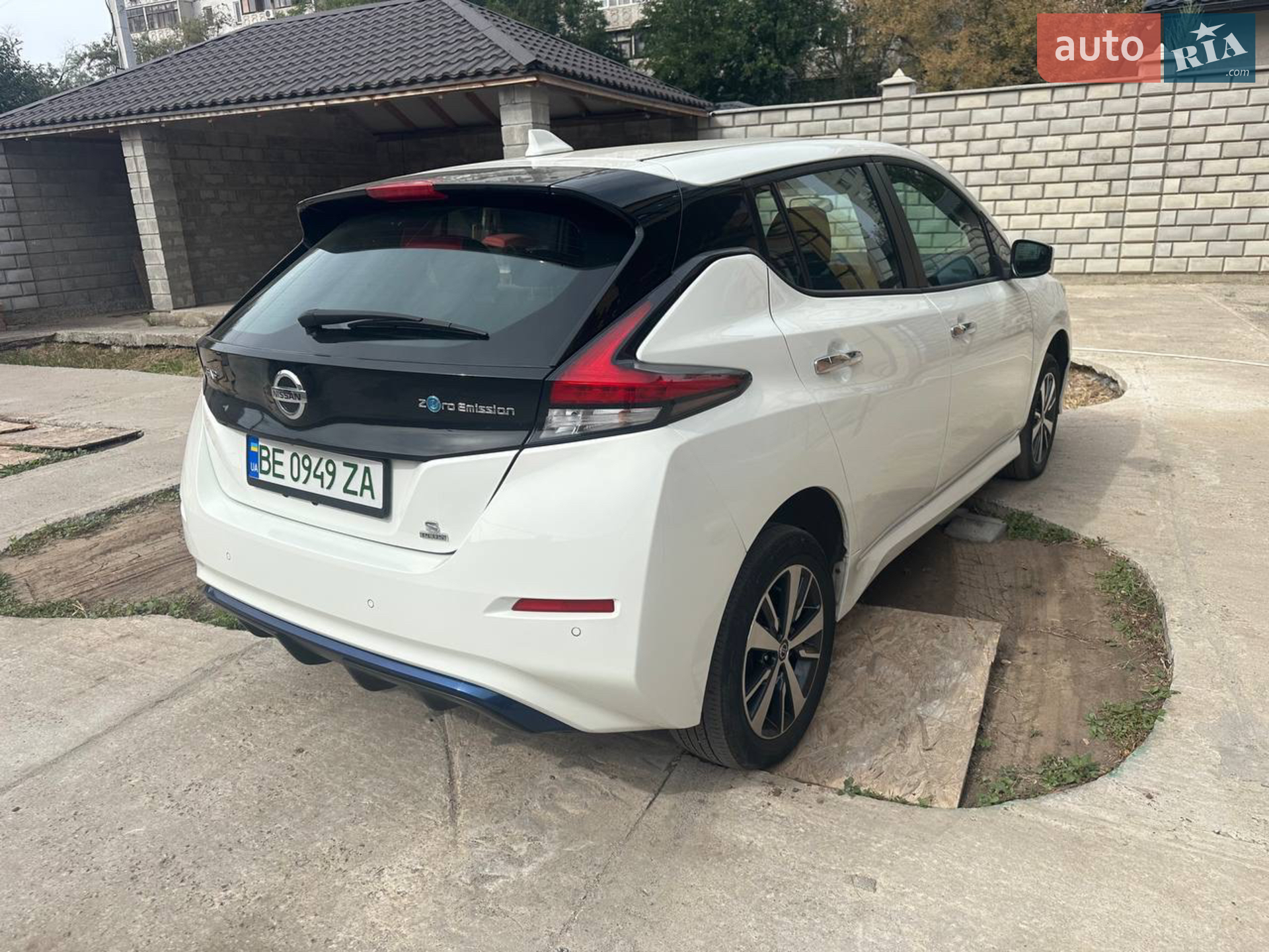 2022 Nissan Leaf - мініатюра 4