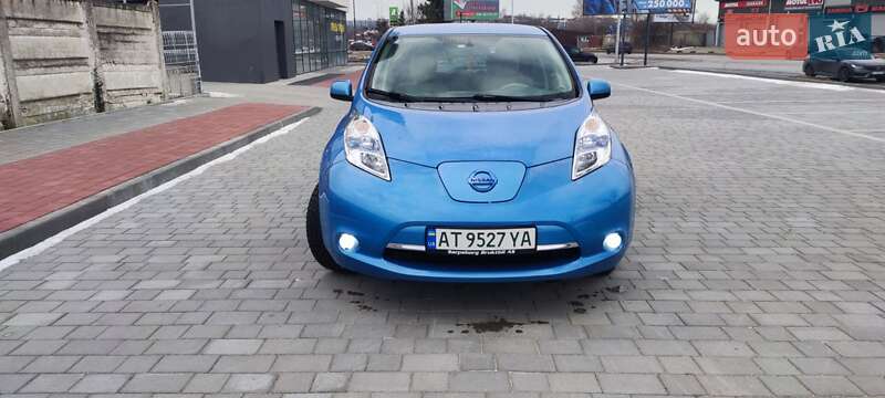 Хетчбек Nissan Leaf 2013 в Івано-Франківську фото 15 Хетчбек Nissan Leaf 2013 в Івано-Франківську