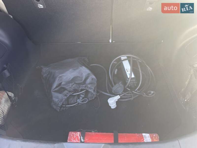 Хэтчбек Nissan Leaf 2018 в Львове фото 27 Хэтчбек Nissan Leaf 2018 в Львове