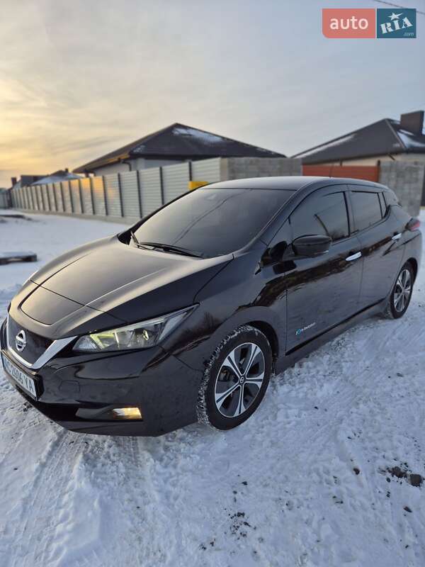 Хэтчбек Nissan Leaf 2018 в Луцке