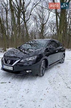 Хэтчбек Nissan Leaf 2017 в Тальном