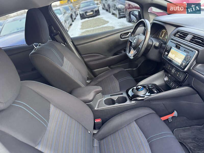 Хэтчбек Nissan Leaf 2018 в Ивано-Франковске фото 46 Хэтчбек Nissan Leaf 2018 в Ивано-Франковске