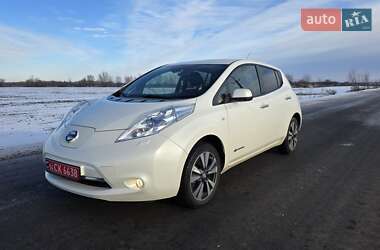 Хэтчбек Nissan Leaf 2016 в Ахтырке