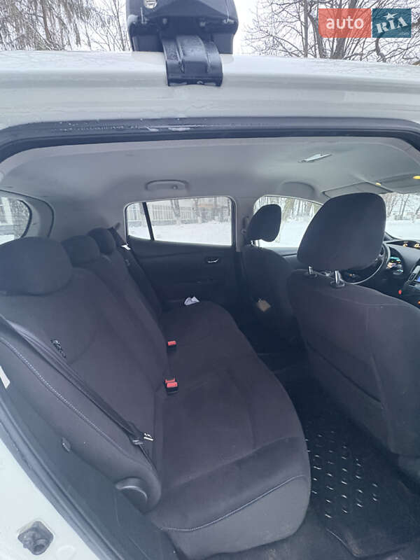 Хэтчбек Nissan Leaf 2013 в Ровно