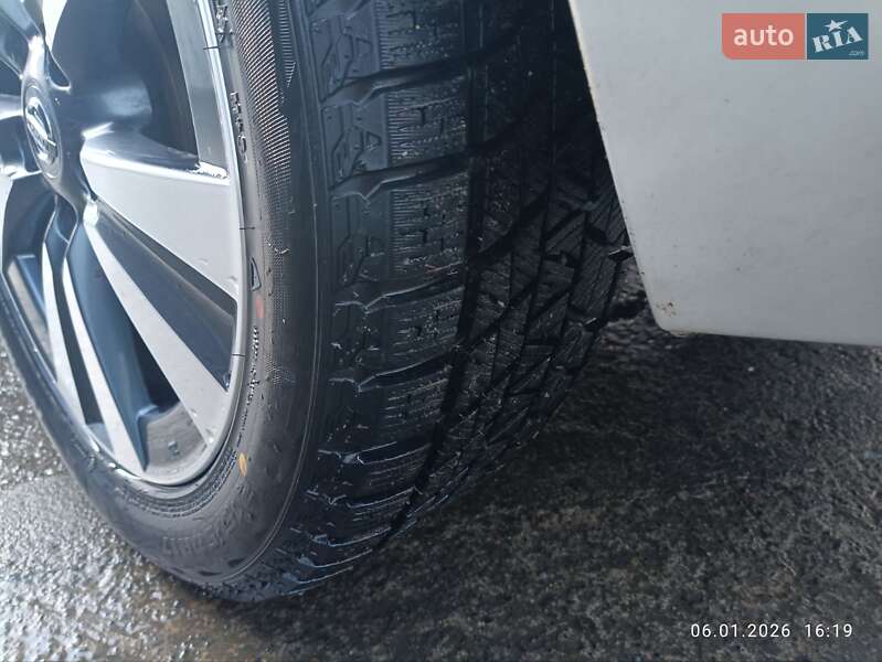 Хэтчбек Nissan Leaf 2014 в Одессе