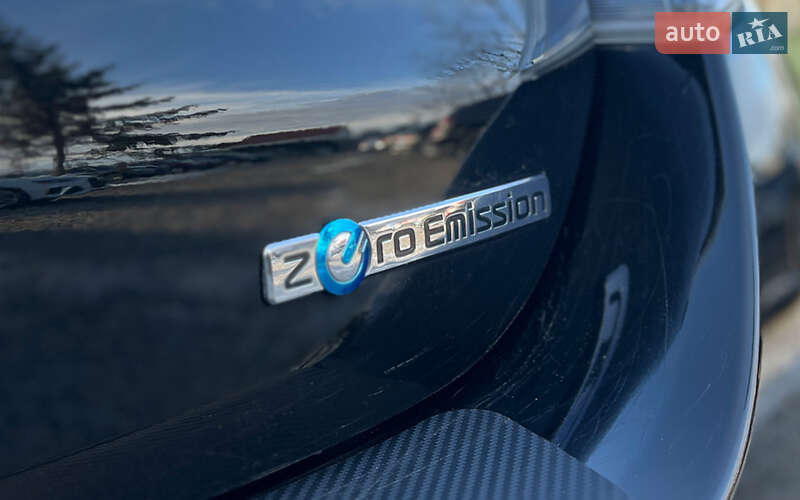 Хэтчбек Nissan Leaf 2014 в Коломые