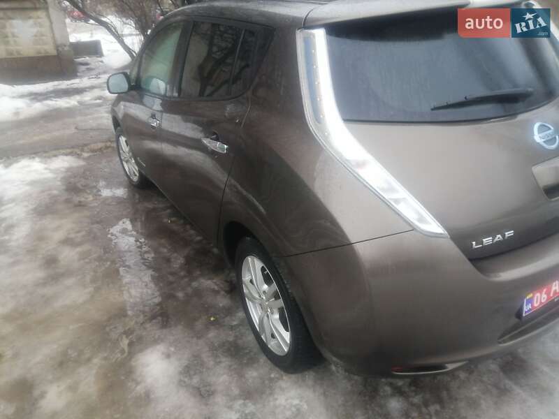 Хэтчбек Nissan Leaf 2016 в Харькове