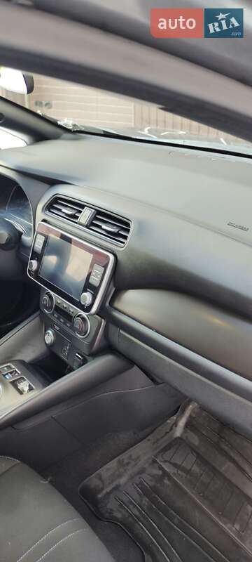 Хэтчбек Nissan Leaf 2022 в Харькове