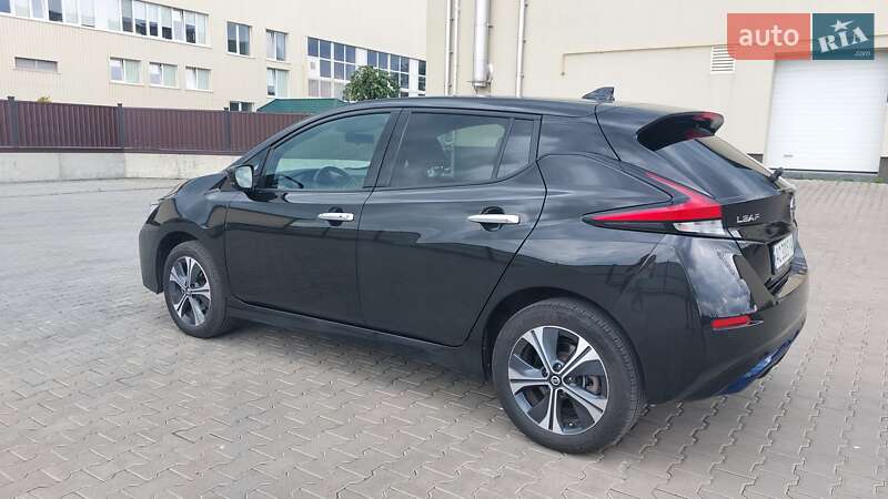 Хэтчбек Nissan Leaf 2021 в Луцке