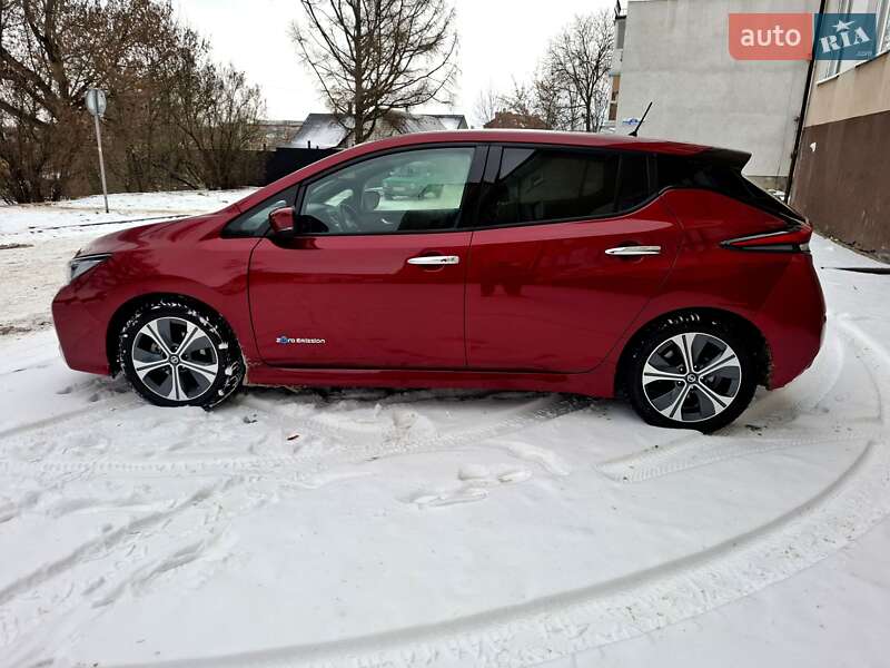 Хетчбек Nissan Leaf 2018 в Звягелі фото 15 Хетчбек Nissan Leaf 2018 в Звягелі