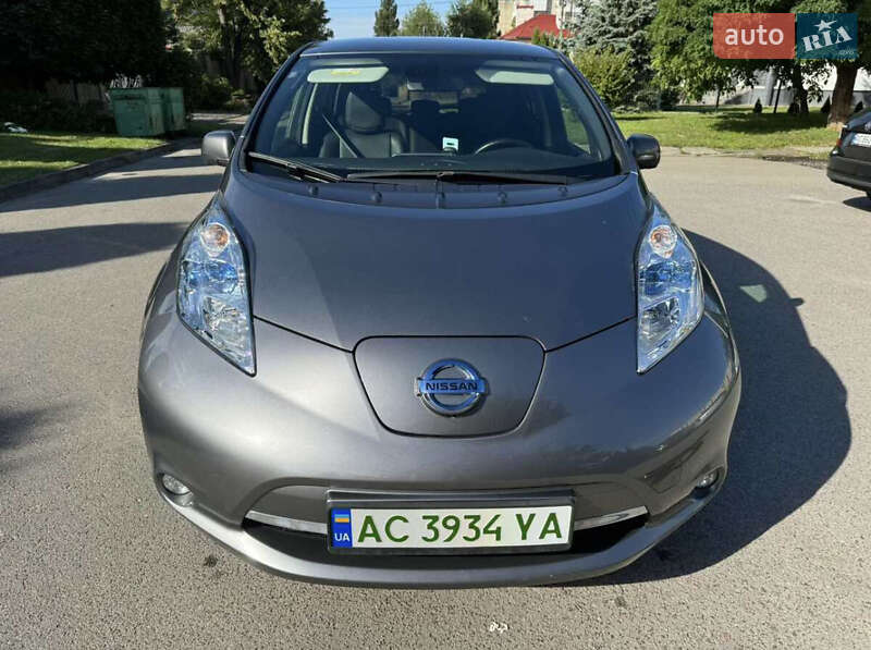 Хэтчбек Nissan Leaf 2013 в Луцке