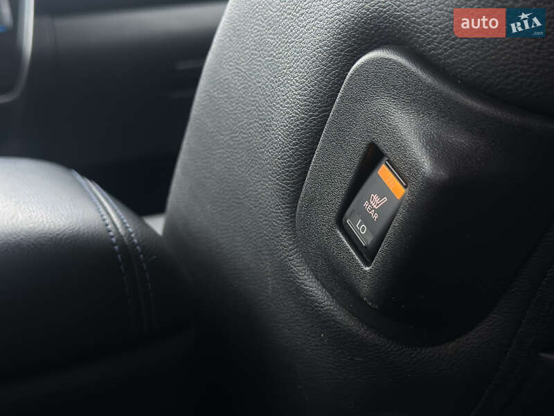 Хэтчбек Nissan Leaf 2014 в Житомире фото 23 Хэтчбек Nissan Leaf 2014 в Житомире