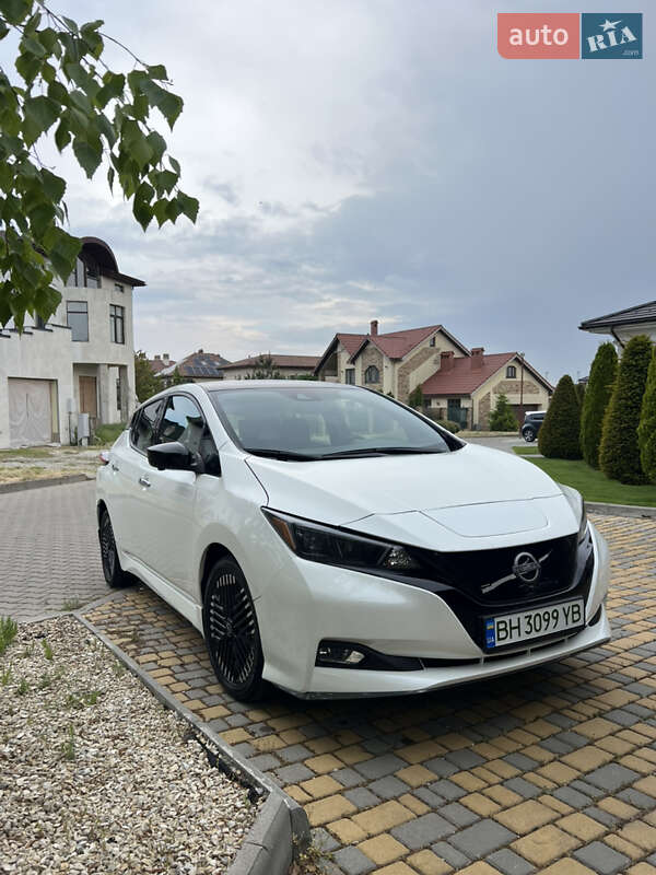 Хэтчбек Nissan Leaf 2023 в Одессе фото 3 Хэтчбек Nissan Leaf 2023 в Одессе