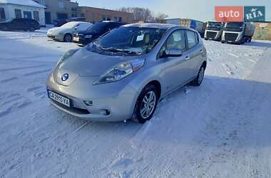 Хетчбек Nissan Leaf 2011 в Шполі