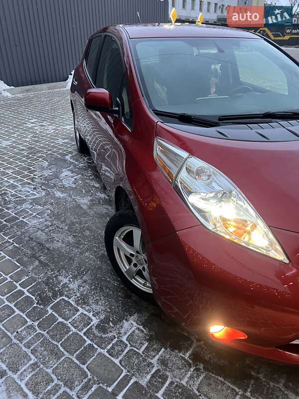 Хэтчбек Nissan Leaf 2015 в Харькове