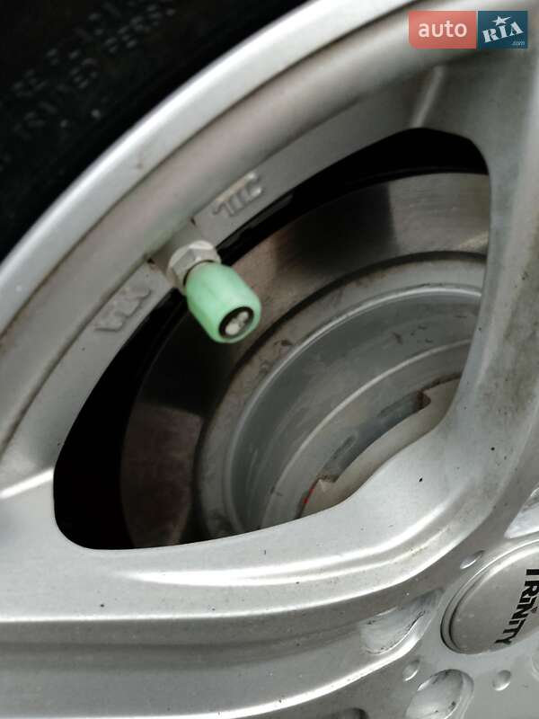 Хетчбек Nissan Leaf 2015 в Одесі