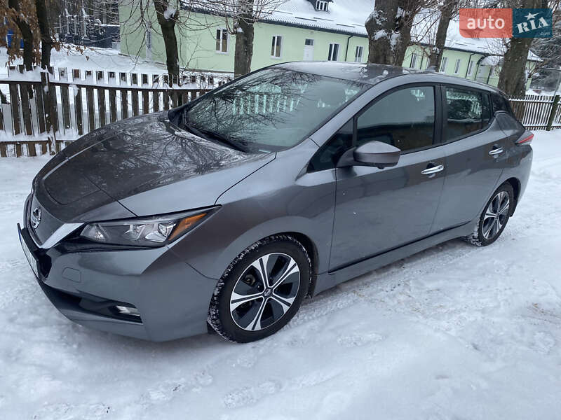 Хэтчбек Nissan Leaf 2021 в Немирове