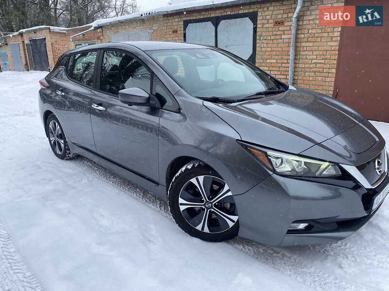 Хэтчбек Nissan Leaf 2021 в Немирове