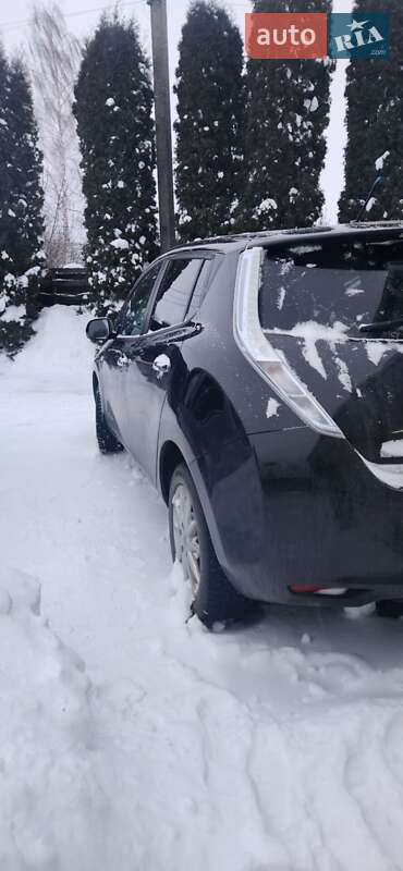 Хэтчбек Nissan Leaf 2014 в Ровно