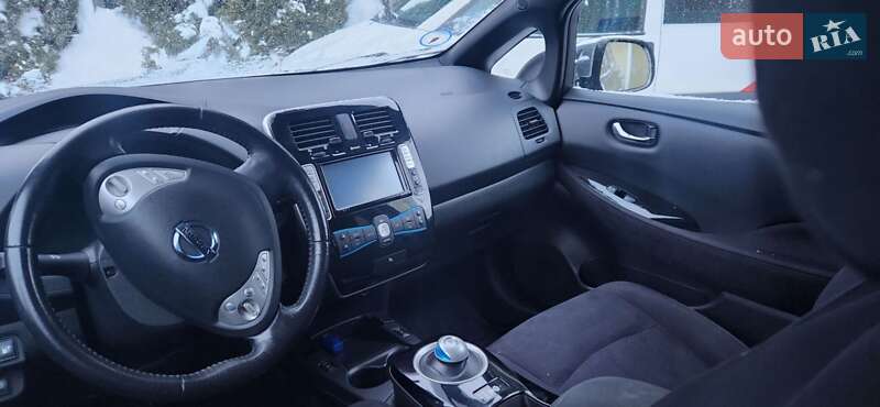 Хэтчбек Nissan Leaf 2014 в Ровно