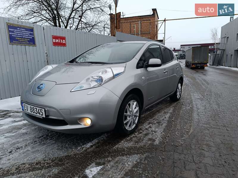 Nissan Leaf 2014