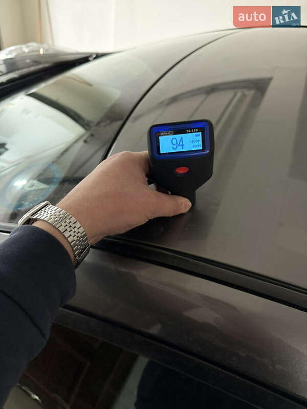 Хэтчбек Nissan Leaf 2014 в Умани