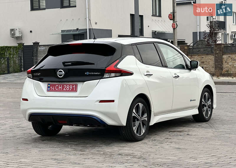 Хэтчбек Nissan Leaf 2019 в Ровно
