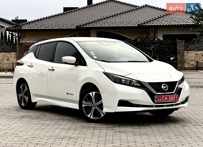 Хэтчбек Nissan Leaf 2019 в Ровно