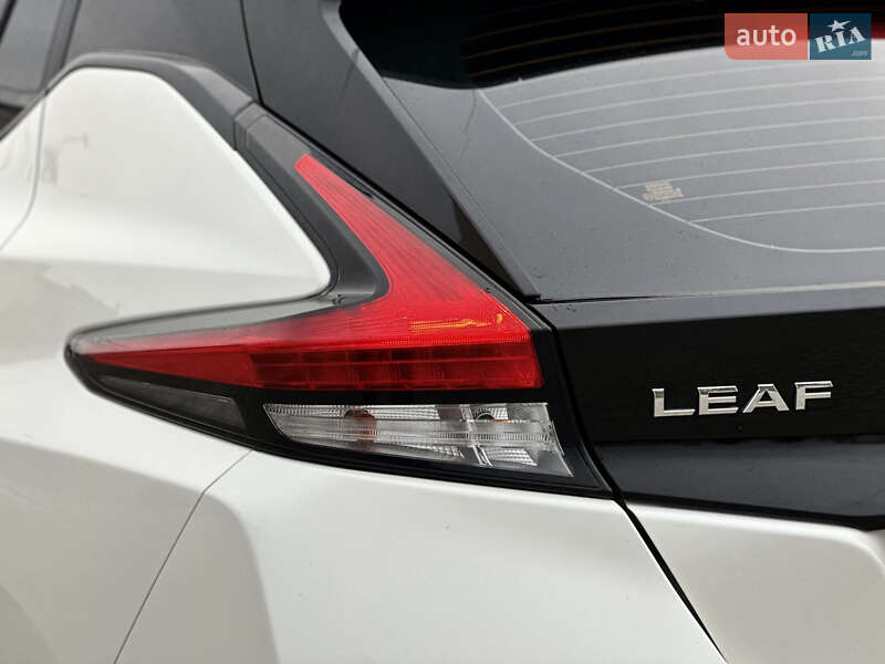 Хэтчбек Nissan Leaf 2019 в Ровно