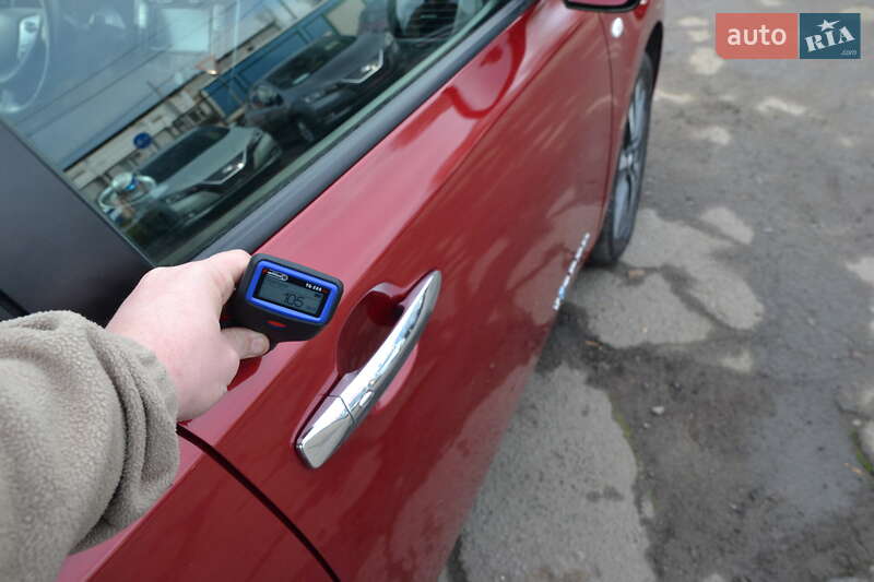 Хэтчбек Nissan Leaf 2016 в Луцке