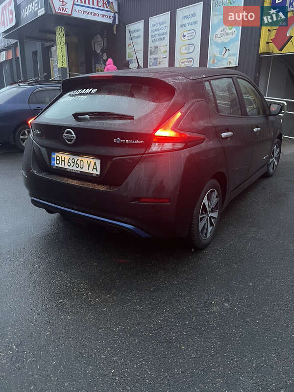 Хэтчбек Nissan Leaf 2018 в Одессе